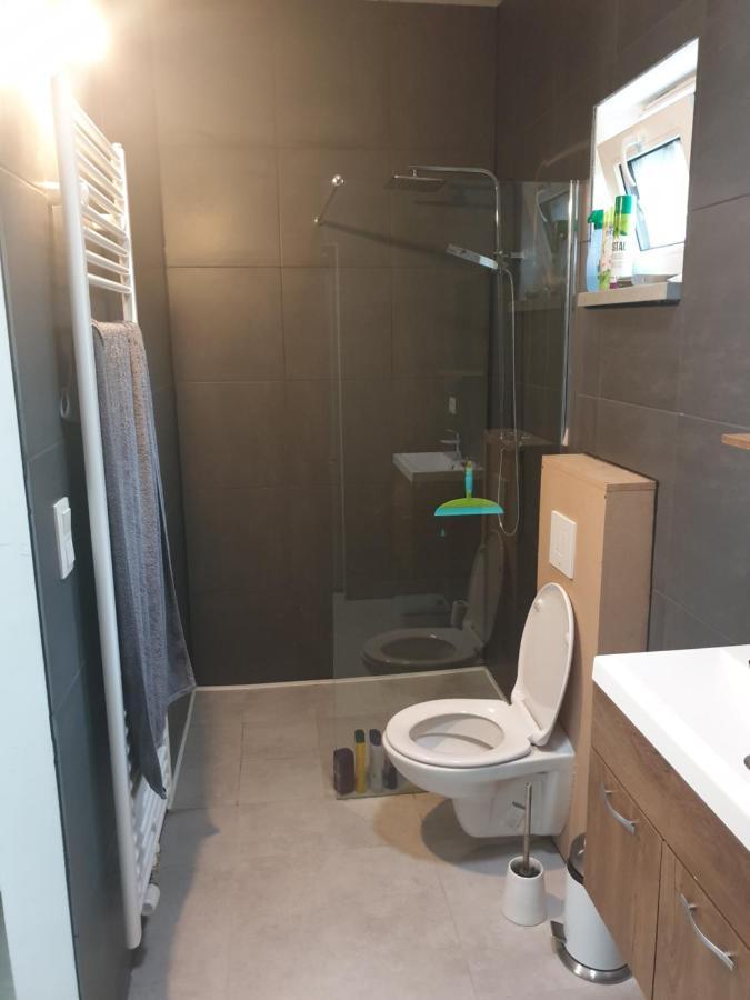Eden Villa Sint-Pauwels Luaran gambar